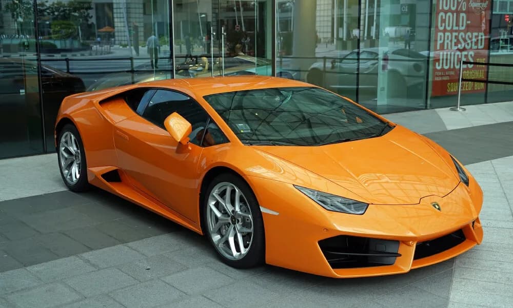 Ile lamborghini kosztuje? Ceny nowych i używanych modeli w Polsce
