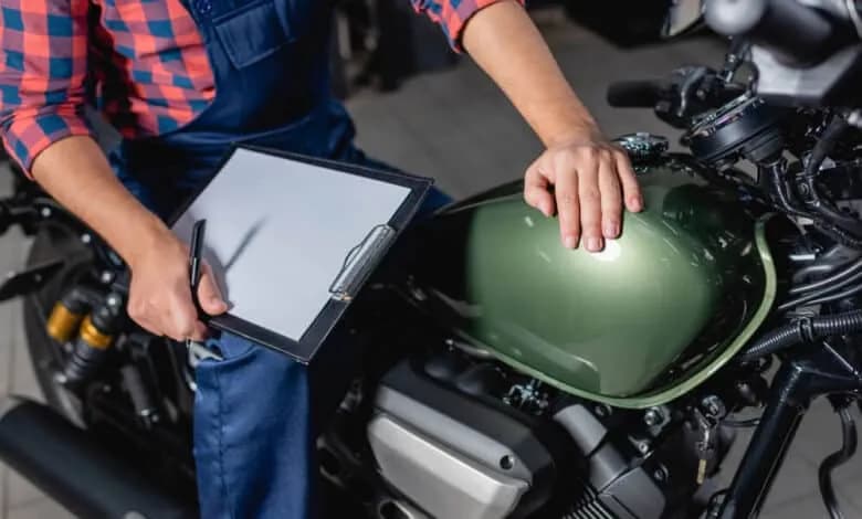 Ile kosztuje przerejestrowanie motoroweru? Zaskakujące szczegóły!