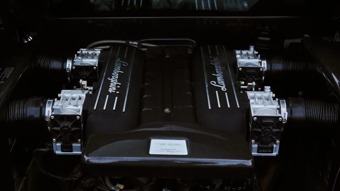 Jaki silnik ma Lamborghini? Odkryj moc i innowacje w modelach